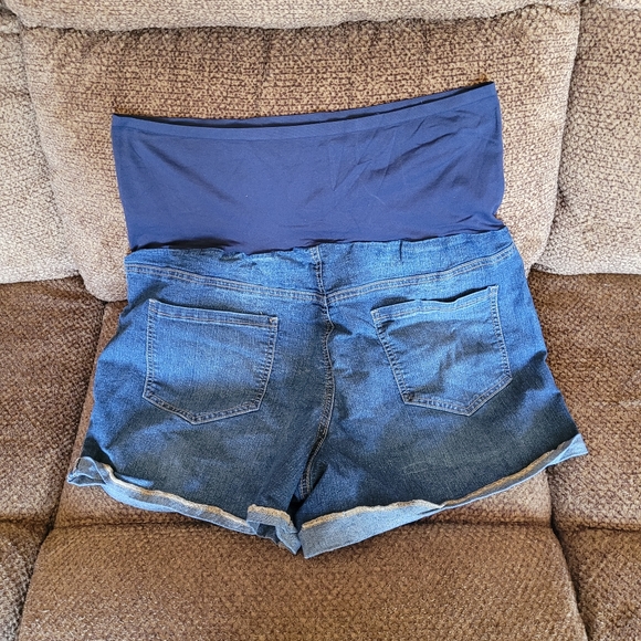 Woman's maternity shorts size XL - Picture 5 of 5